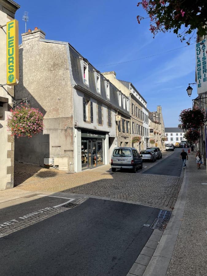 Ker Uhel - Charmant Appartement Plein Centre Saint-Renan ภายนอก รูปภาพ
