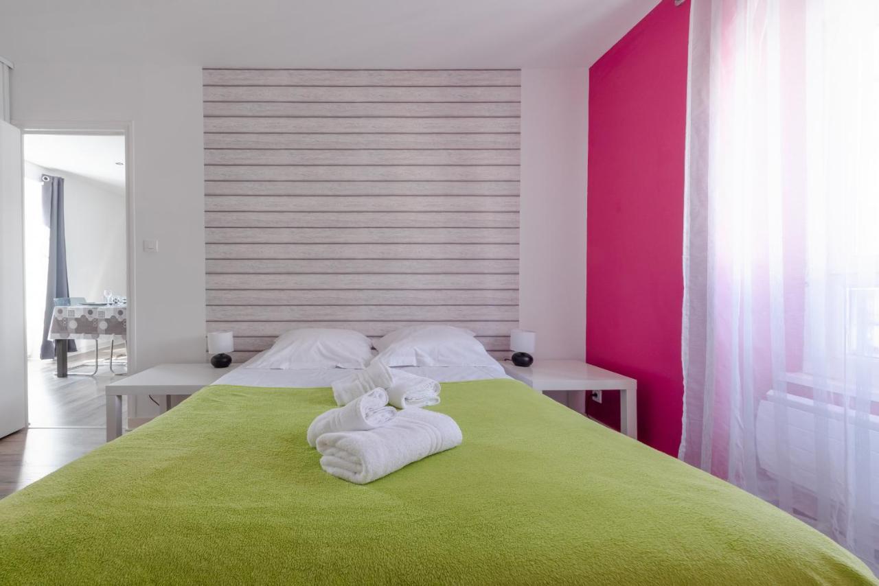 Ker Uhel - Charmant Appartement Plein Centre Saint-Renan ภายนอก รูปภาพ