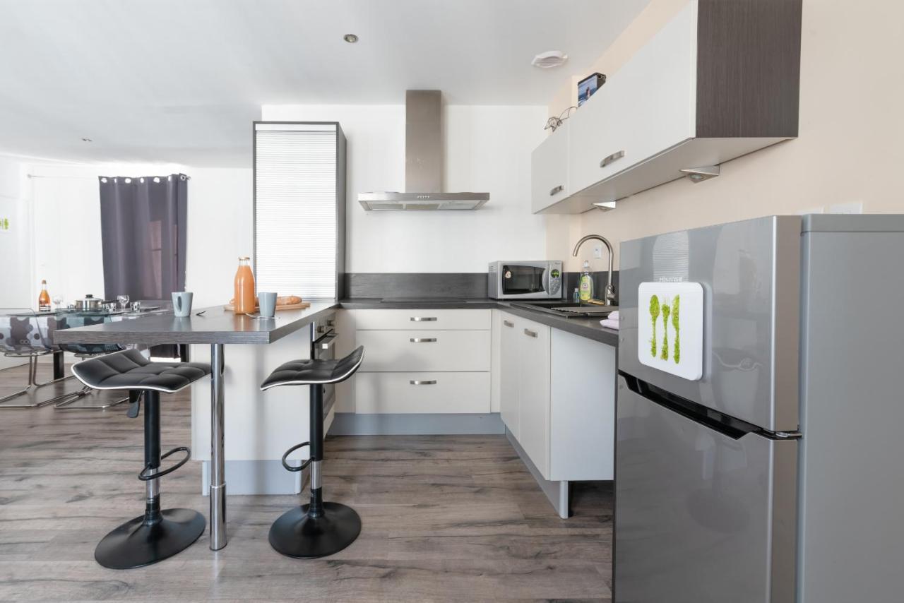 Ker Uhel - Charmant Appartement Plein Centre Saint-Renan ภายนอก รูปภาพ