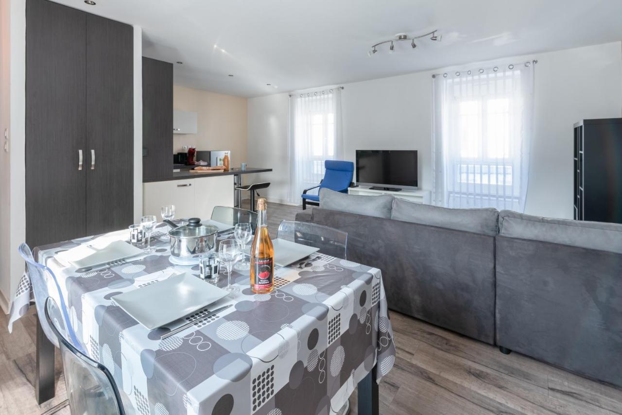 Ker Uhel - Charmant Appartement Plein Centre Saint-Renan ภายนอก รูปภาพ